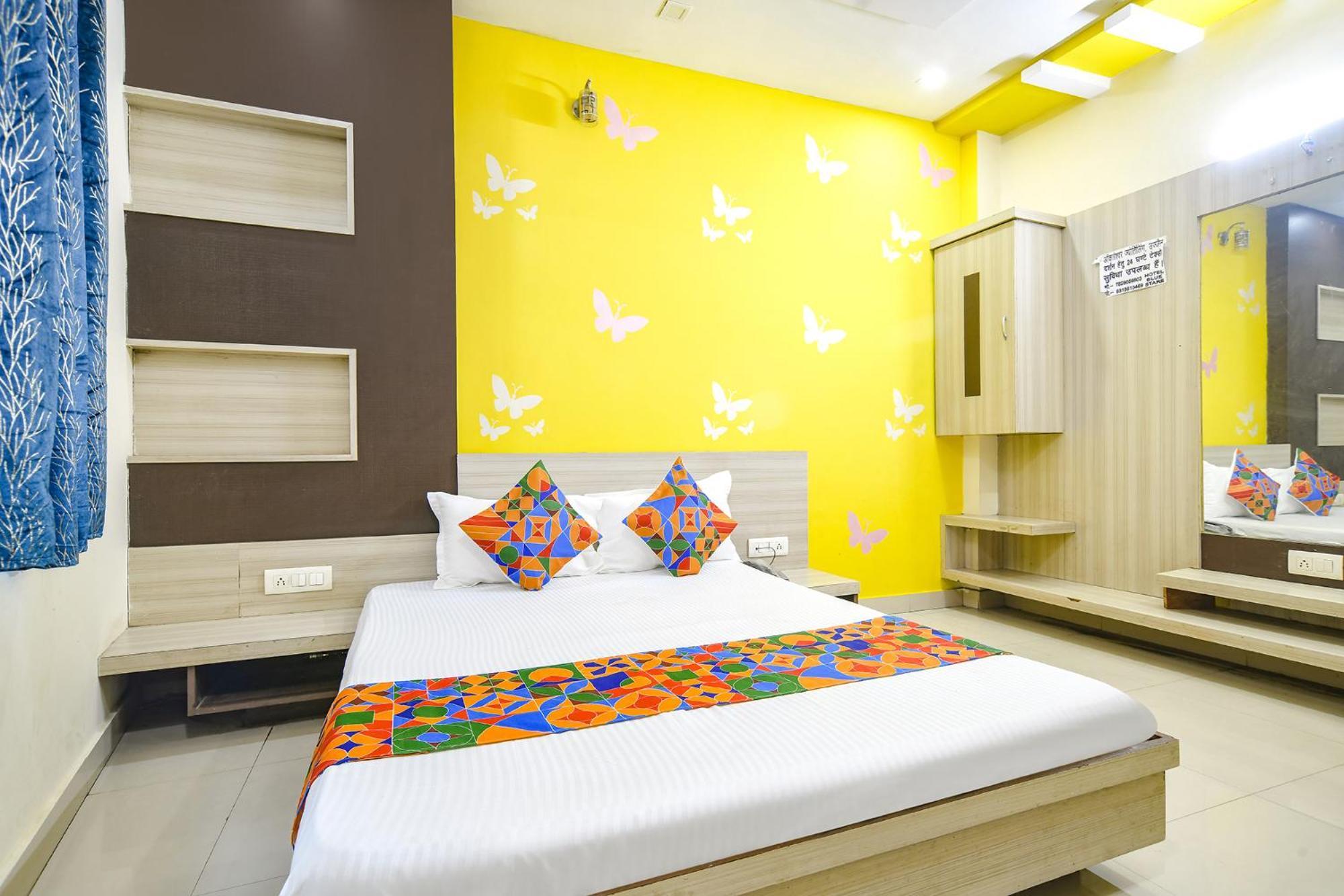 Fabexpress Blue Star Hotell Ujjain Eksteriør bilde